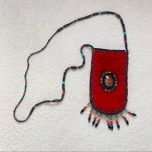 Handmade LITTLE RED COIN PURSE with beautiful beadwork NWOT - Picture 3 of 6